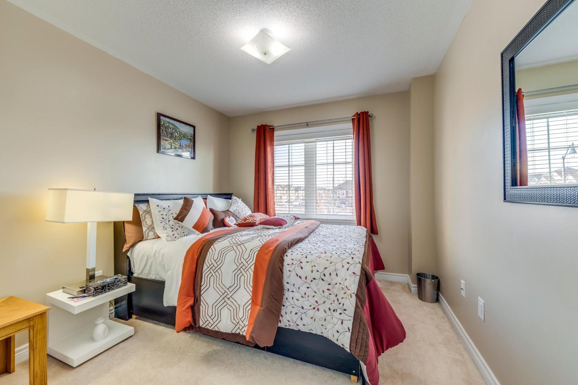 Avid Vacation Palace In Castlemore , Brampton Exteriér fotografie