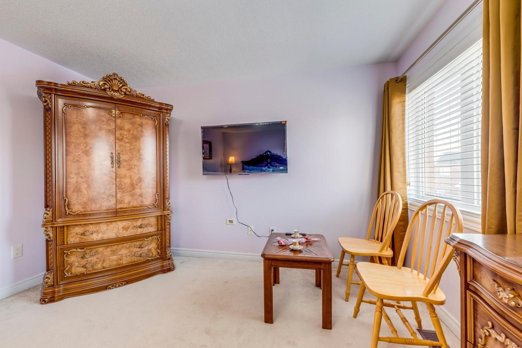 Avid Vacation Palace In Castlemore , Brampton Exteriér fotografie